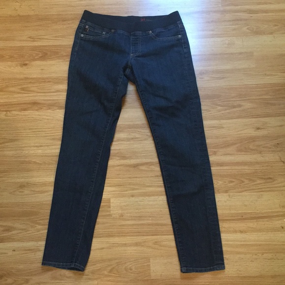 Donating soon! Open to offers!!! 
💙AG The tights jean🇫🇷 - Picture 1 of 3